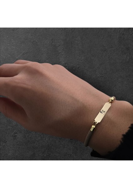 Altın Plakalı 14 Ayar Özel Dikdörtgen Figürlü ve Kalp Desenli, Kahve Örgülü Det Ayıyla Atatürk Bilekliği, Tarihi ve Anlam Yüklü Tasarımıyla Gençlere ve Ergenlere Ilham Veren Bir Hediye! fiyatları