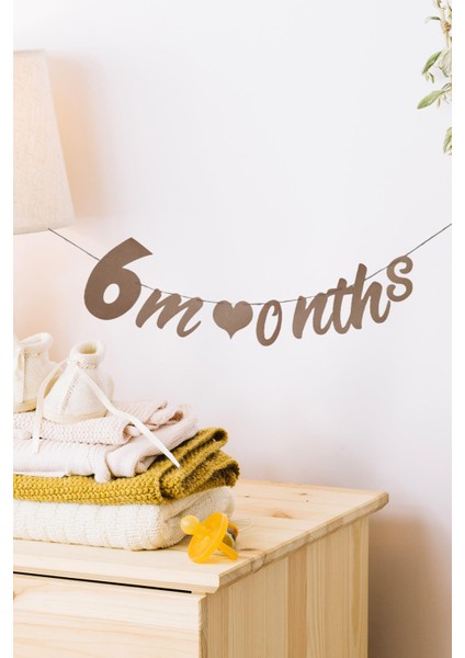 Elyazılı 6 Months Yarım Yaş Kraft Retro Banner Süs