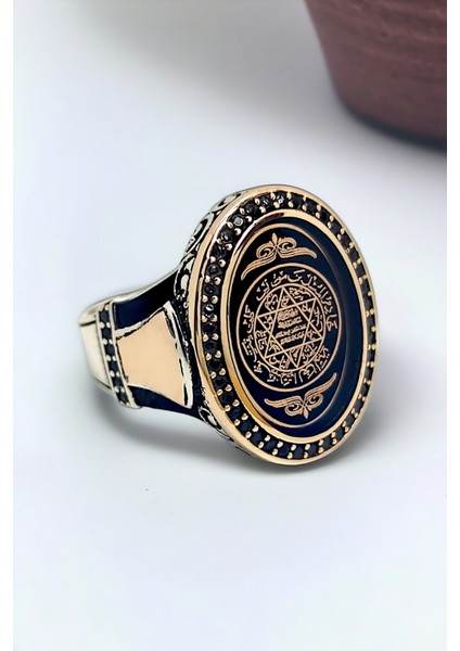 Erkek Gümüş Yüzük - Mikro Taşlı Oval Kasa Mührü Süleyman Davut Yıldızı Mineli (Yana Harf Yazılır)