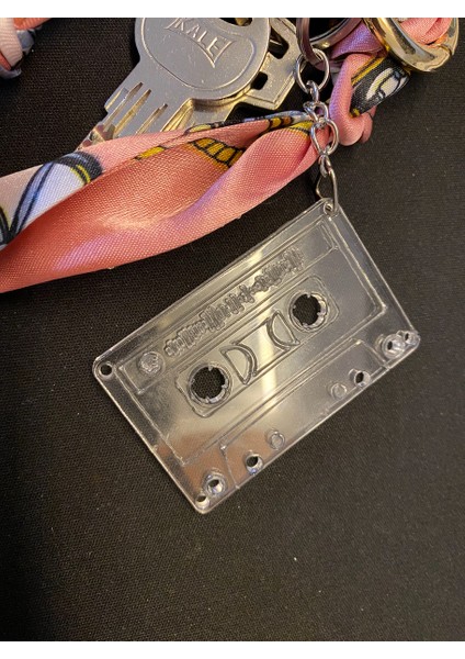 Kaset Anahtarlık Şeffaf Pleksi