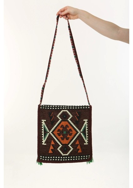Siyah Kilim Motifli Heybe Çanta
