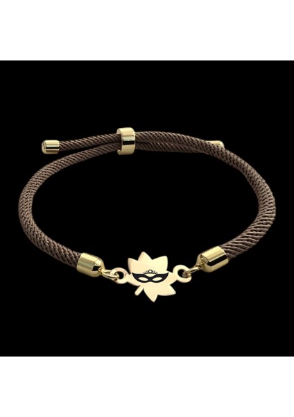 14 Ayar Altın Plakalı Özel Yaprak Figürlü, Kahverengi Örgülü Det Ayıyla Balmaske Bilekliği, Gençlere ve Ergenlere Zarif Bir Hediye!