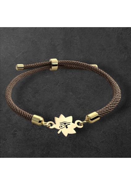 14 Ayar Plakalı Altın Özel Yaprak Figürlü, Kahverengi Örgü Det Ayıyla Serbest Sembollü Bilekliği, Gençlere ve Ergenlere Özel Özgürlüğü Simgeleyen Modern Bir Hediye!