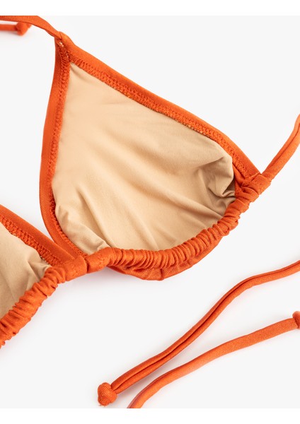 Astarlı Ipli Üçgen Bikini Üstü