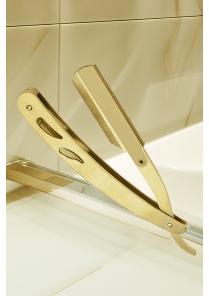 S8 Full Metal Manuel Tıraş Makinesi + F8 Tıraş Fırça + U3 Full Metal Ustura