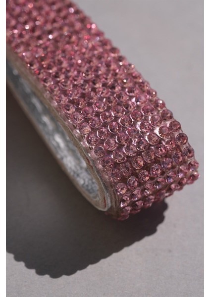 Pembe Taşlı & Logosuz Anahtarlık & Minik Ponpon Açık Pembe & Pembe Harf fırsatları