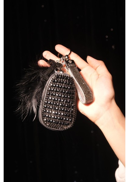 Siyah Anahtar Çantası , Swarovski Anahtarlık, Harfli, Tüy Seçenekli