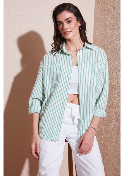 Regular Fit Uzun Kollu Çizgili Gömlek Bayan Gömlek 6772875