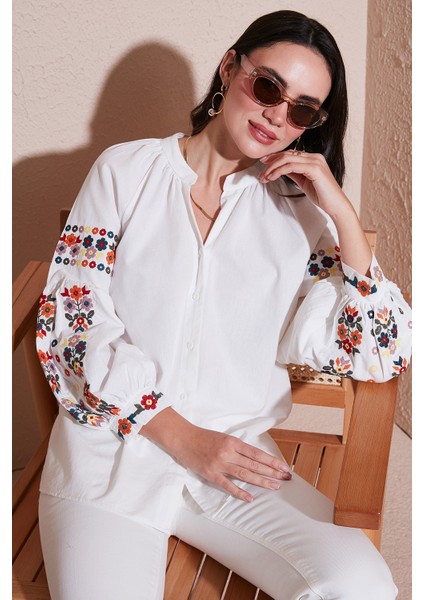 Nakış Işlemeli Pamuklu Oversize Fit V Yaka Gömlek Bayan Gömlek 676253