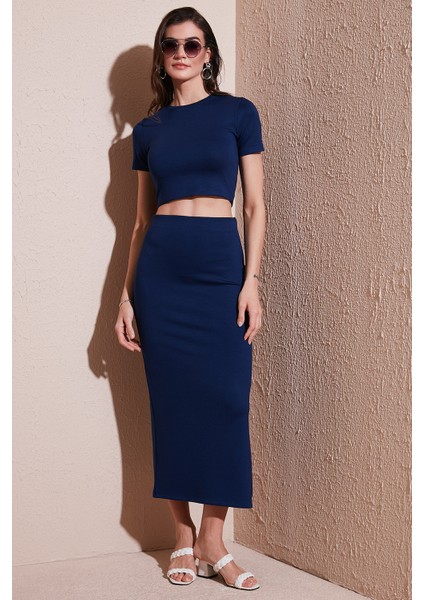 Slim Fit Yırtmaç Detaylı Uzun Etekli Crop Takım Bayan Takım 5866148 modelleri