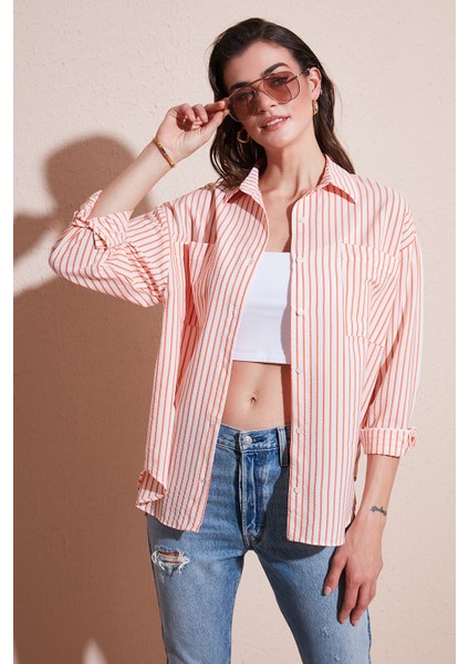 Regular Fit Uzun Kollu Çizgili Gömlek Bayan Gömlek 6772875