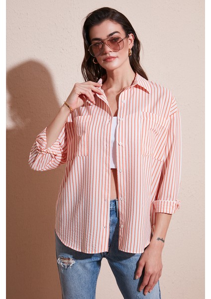 Regular Fit Uzun Kollu Çizgili Gömlek Bayan Gömlek 6772875