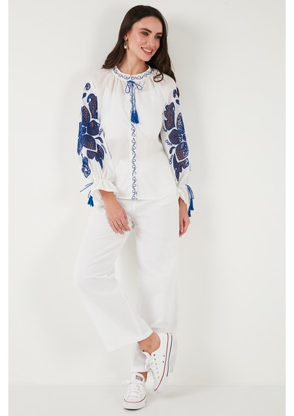 Nakışlı Oversize Fit Bağlamalı Hakim Yaka Gömlek Bayan Gömlek 676206 modelleri