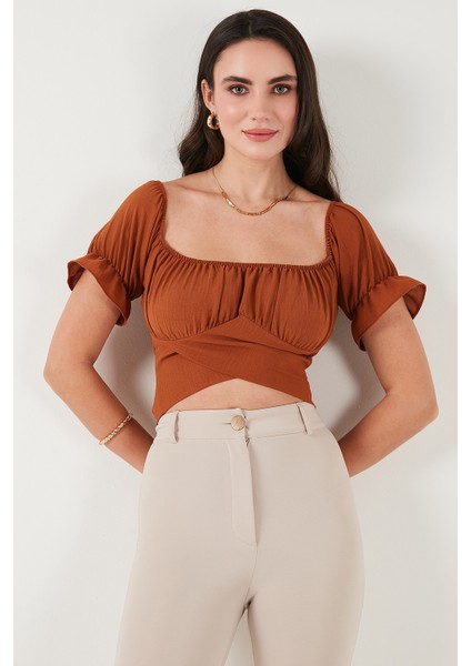 Regular Fit Madonna Yaka Bağlama Detaylı Crop Bluz Bayan Bluz 6527017