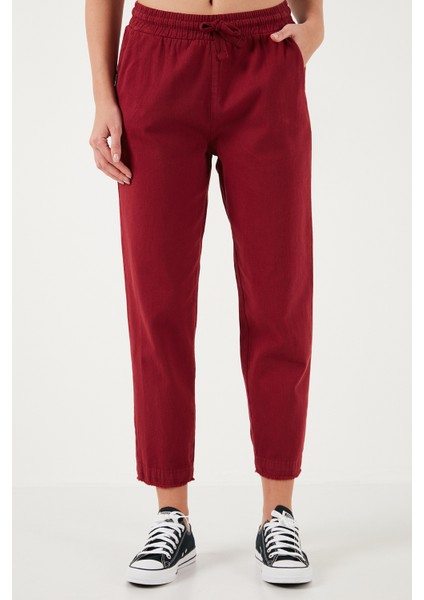 Pamuklu Normal Bel Regular Fit Düz Paça Pantolon Bayan Pantolon 668YP42282S4