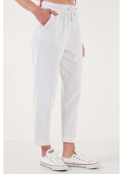 Pamuklu Normal Bel Regular Fit Düz Paça Pantolon Bayan Pantolon 668YP42282S4 modelleri