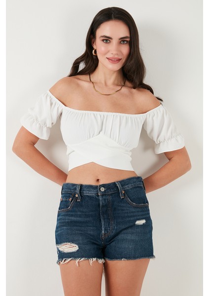 Regular Fit Madonna Yaka Bağlama Detaylı Crop Bluz Bayan Bluz 6527017