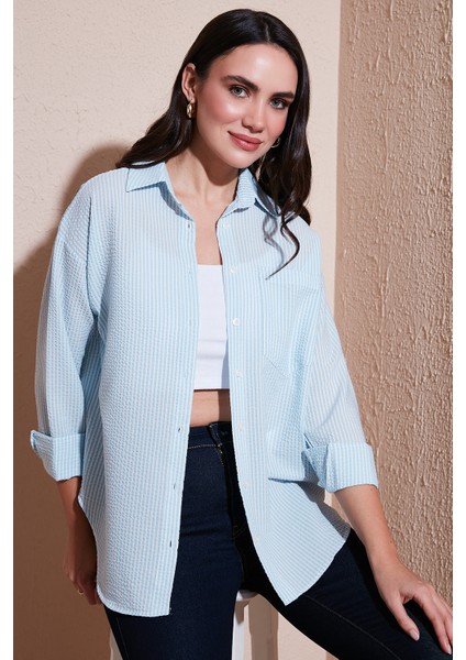 Regular Fit Uzun Kollu Cepli Çizgili Gömlek Bayan Gömlek 6772895
