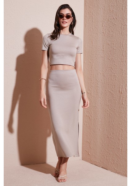Slim Fit Yırtmaç Detaylı Uzun Etekli Crop Takım Bayan Takım 5866148 modelleri