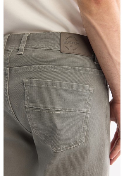Erkek Açık Haki Eskitme Yıkamalı Esnek Jean Pantolon B003524