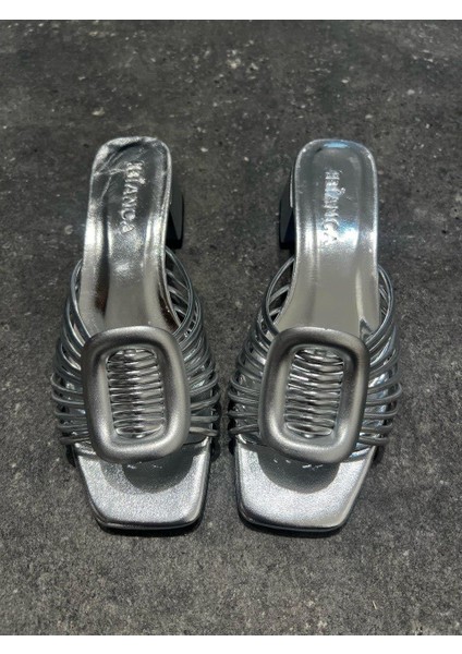 Kadın Gümüşterlik Alçak Topuk Tokalı Biyeli Cleja 4 cm modelleri