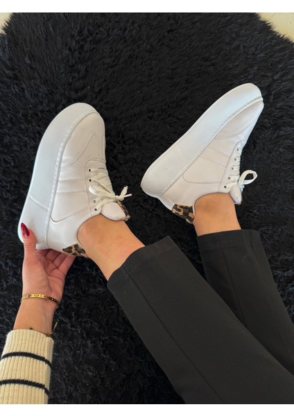 Kadın Sneaker Beyaz Yüksek Taban Bağcıklı Spor Ayakkabı Leopar Desenli Azin modelleri