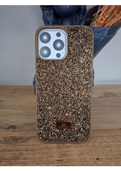 iPhone 16 Pro Uyumlu Işıltılı Taşlı Lüks İçi Kadife Kamera Çıkıntılı Swarovski Kılıf