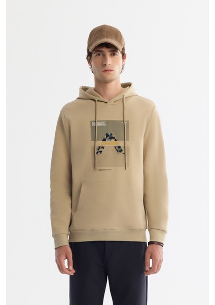 Erkek Bej Kapüşonlu Pamuklu Baskılı Elastan Sweatshirt A42Y1321