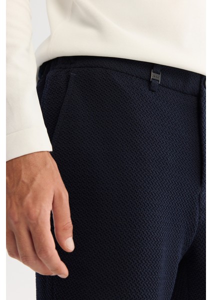 Erkek Lacivert Slim Fit Yandan Cepli Dokulu Bi-Stretch Takım Elbise Pantolonu A42Y3211