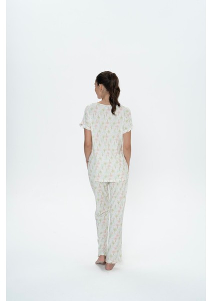 Kadın Ekru Pijama Takım fırsatları