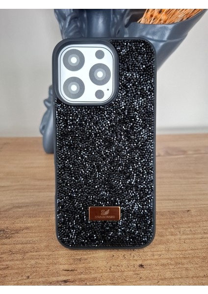iPhone 16 Pro Max Uyumlu Işıltılı Taşlı Lüks İçi Kadife Kamera Çıkıntılı Kaliteli Kılıf