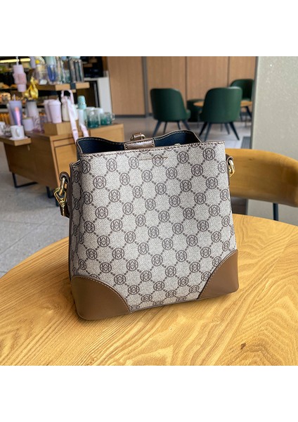 Büyük Çanta Kadın Çok Yönlü Büyük Kapasiteli Omuz Çantası Crossbody Kova Çanta (Yurt Dışından) indirimleri