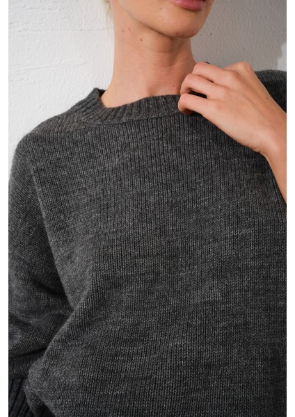 Düşük Omuz Bisiklet Yaka Oversize Triko Kadın Kazak fiyatları