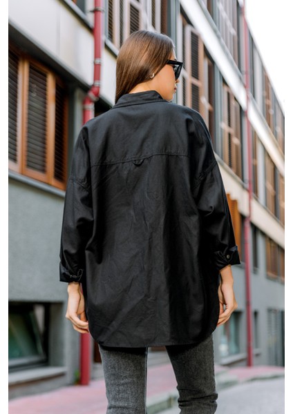 Pamuk Gabardin Çıt Çıtlı Çift Cepli Kadın Düşük Omuz Oversize Oval Gömlek @livorno indirimleri