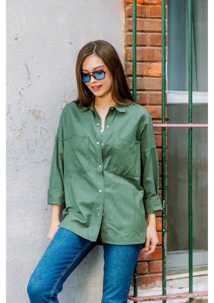 Pamuk Gabardin Çıt Çıtlı Çift Cepli Kadın Düşük Omuz Oversize Oval Gömlek @livorno modelleri