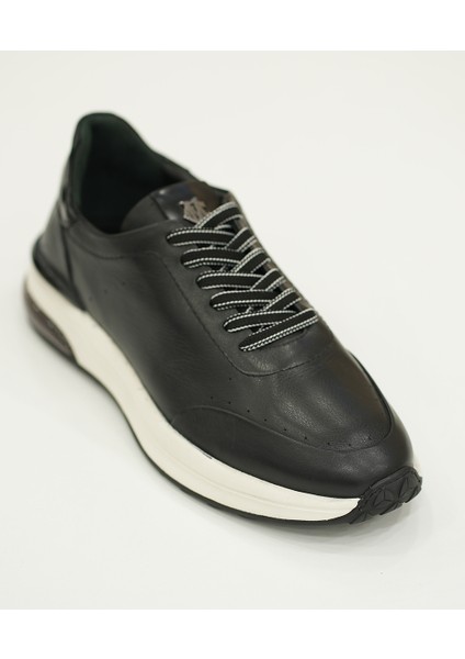 Siyah Bağcıklı Deri Sneaker