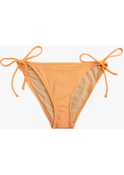Astarlı Parlak Yanları Bağlamalı Ipli Bikini Altı