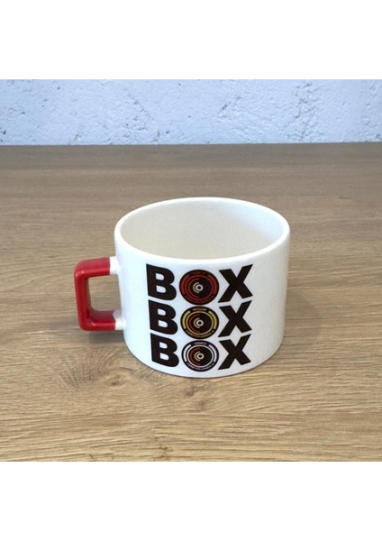 Box Box Box Kırmızı U Kulplu Kupa
