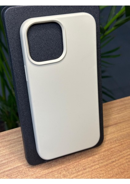 Apple iPhone 13 Pro Darbe Emici A+ Ultra Dış Kauçuk Silikon Silinebilir Iç Özel Kadife Lansman Gennvelvet Kılıf