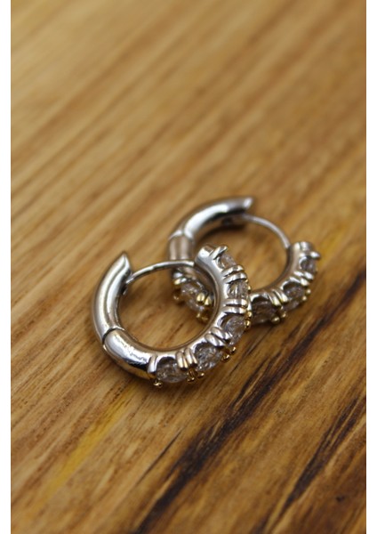 Bella Joya Küpe Iki Sıralı Taş Detaylı fırsatları