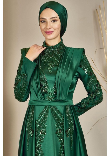Önü Drapeli Kuyruklu Boncuk Işlemeli Miranda Tesettür Abiye Zümrüt fiyatları