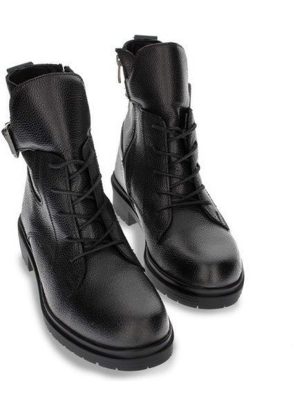 Kadın Deri Siyah Kemer Detaylı Fermuarlı Deri Bot