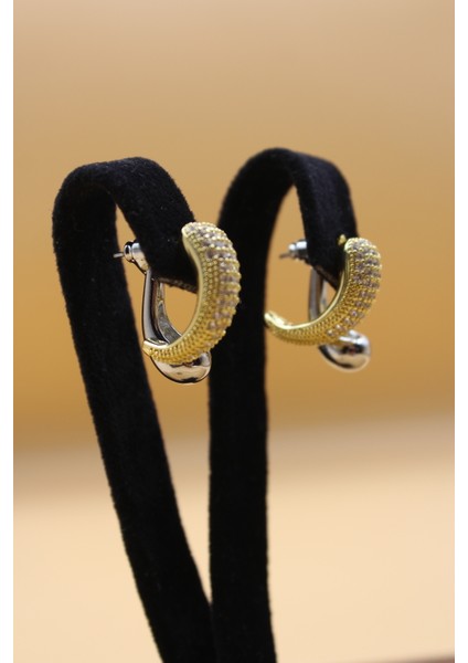 Bella Joya Zirkon Taşlı Piramid Kadın Küpe Çifti indirimleri