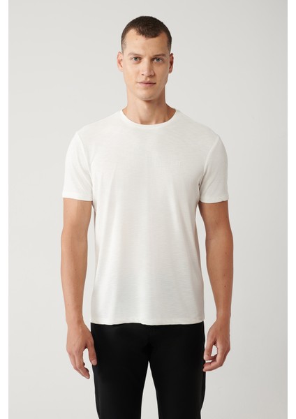 Erkek Beyaz Soft Touch Bisiklet Yaka T-shirt B001031