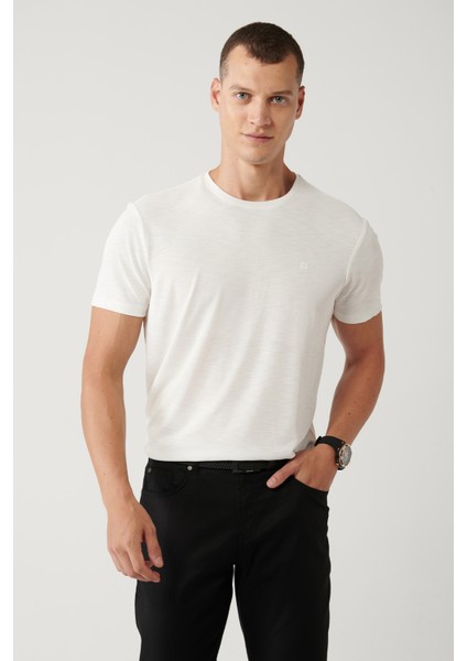 Erkek Beyaz Soft Touch Bisiklet Yaka T-shirt B001031