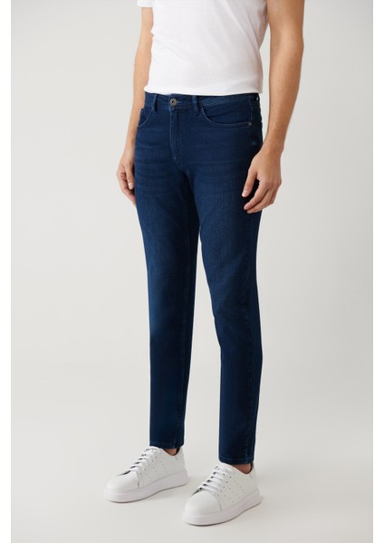 Erkek Lacivert Eskitme Yıkamalı Esnek Jean Pantolon B003525