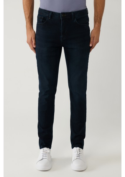 Erkek Koyu Lacivert Eskitme Yıkamalı Esnek Jean Pantolon B003525