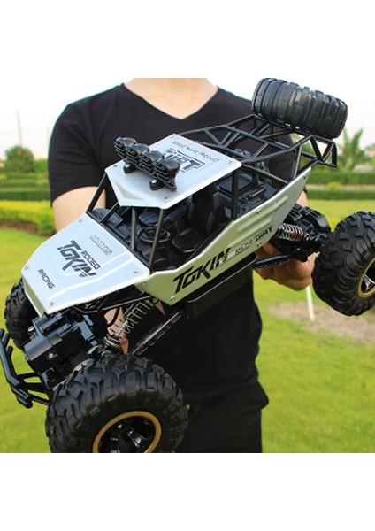 2.4ghz 4WD Çift Motorlu Arazi Tırmanma Arabası Uzaktan Kumandalı Araç, MODEL:6026(GÜMÜŞ) (Yurt Dışından)