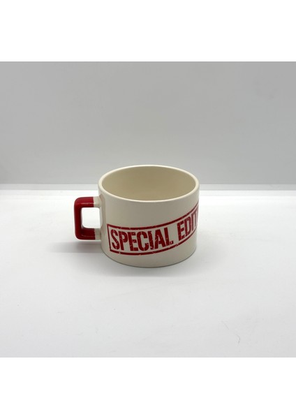 Special Edition Kırmızı U Kulplu Kupa