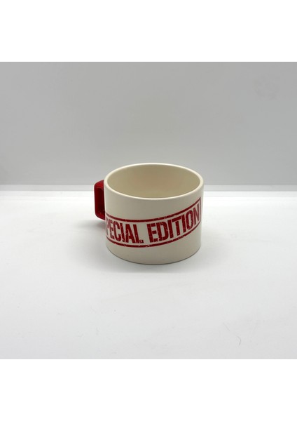 Special Edition Kırmızı U Kulplu Kupa